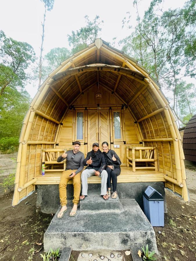 Bamboo Austin Mountbatur Villa Baturaja  Exterior foto