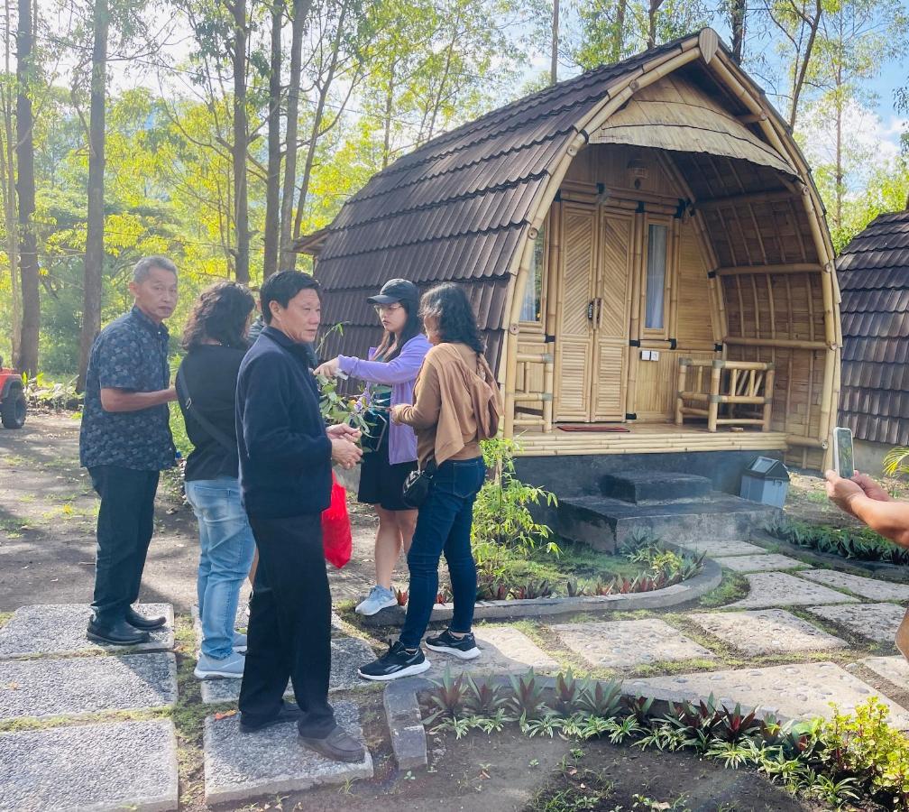 Bamboo Austin Mountbatur Villa Baturaja  Exterior foto